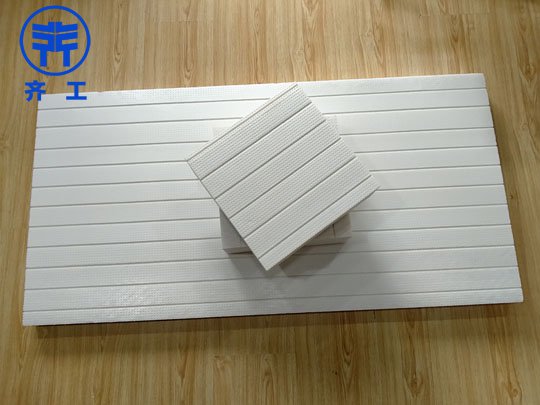 開封擠塑板的表面平整度及粘結(jié)強(qiáng)度
